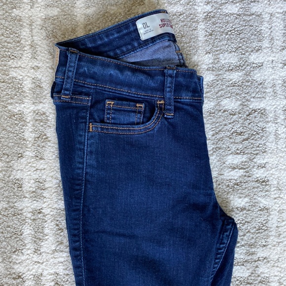 •Hollister• Super Skinny Jean - Picture 9 of 16